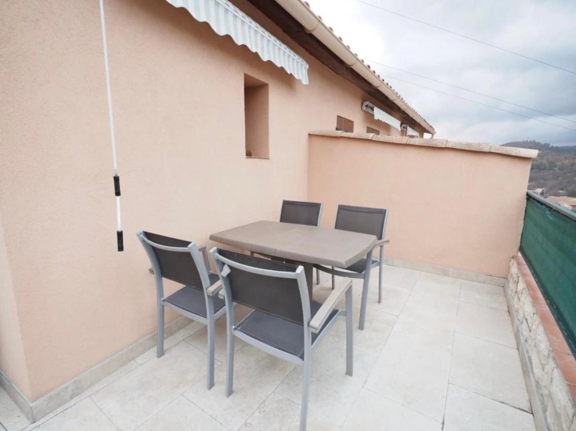 Studio Meuble Avec Terrasse Gréoux-les-Bains Exterior foto